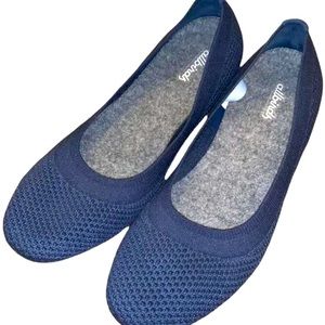 Allbirds Women’s Tree Breezers - navy blue size 9